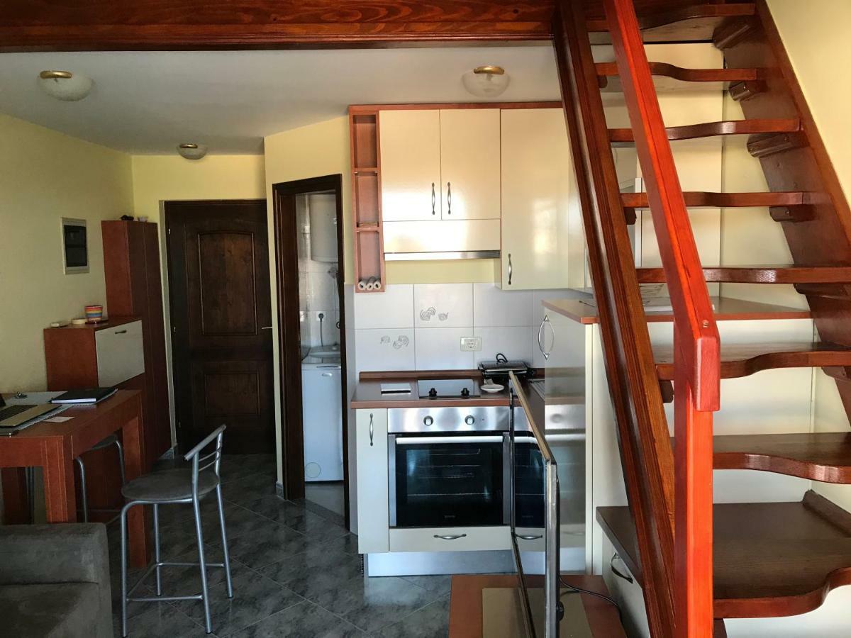 Studio Apartman Lorenzo Umag Exteriör bild