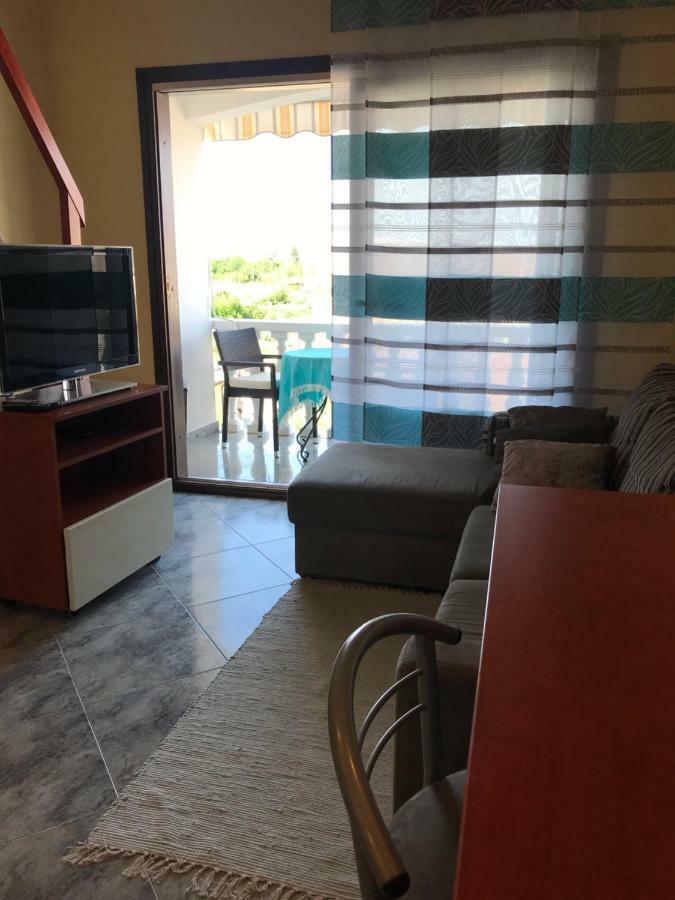 Studio Apartman Lorenzo Umag Exteriör bild